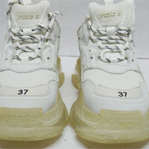 Balenciaga Triple S - Picture 3 of 5